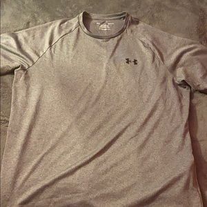 Men’s Under Armour T shirt